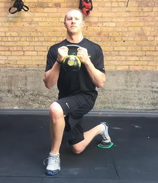 curtsy lunge